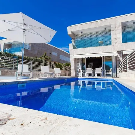 度假居 Olea 佩特坎内