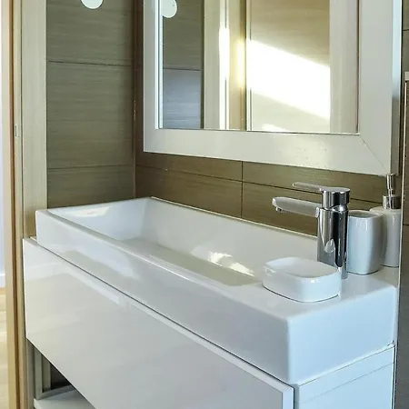 Olea Holiday home Petrcane